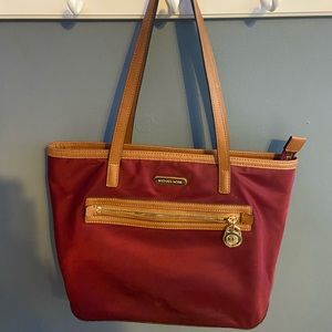 Michael Kors Burgundy Pocketbook